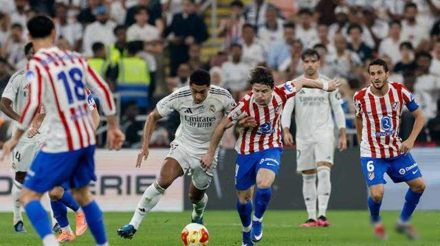 APP下载-皇家马德里历史最强阵容  第2张